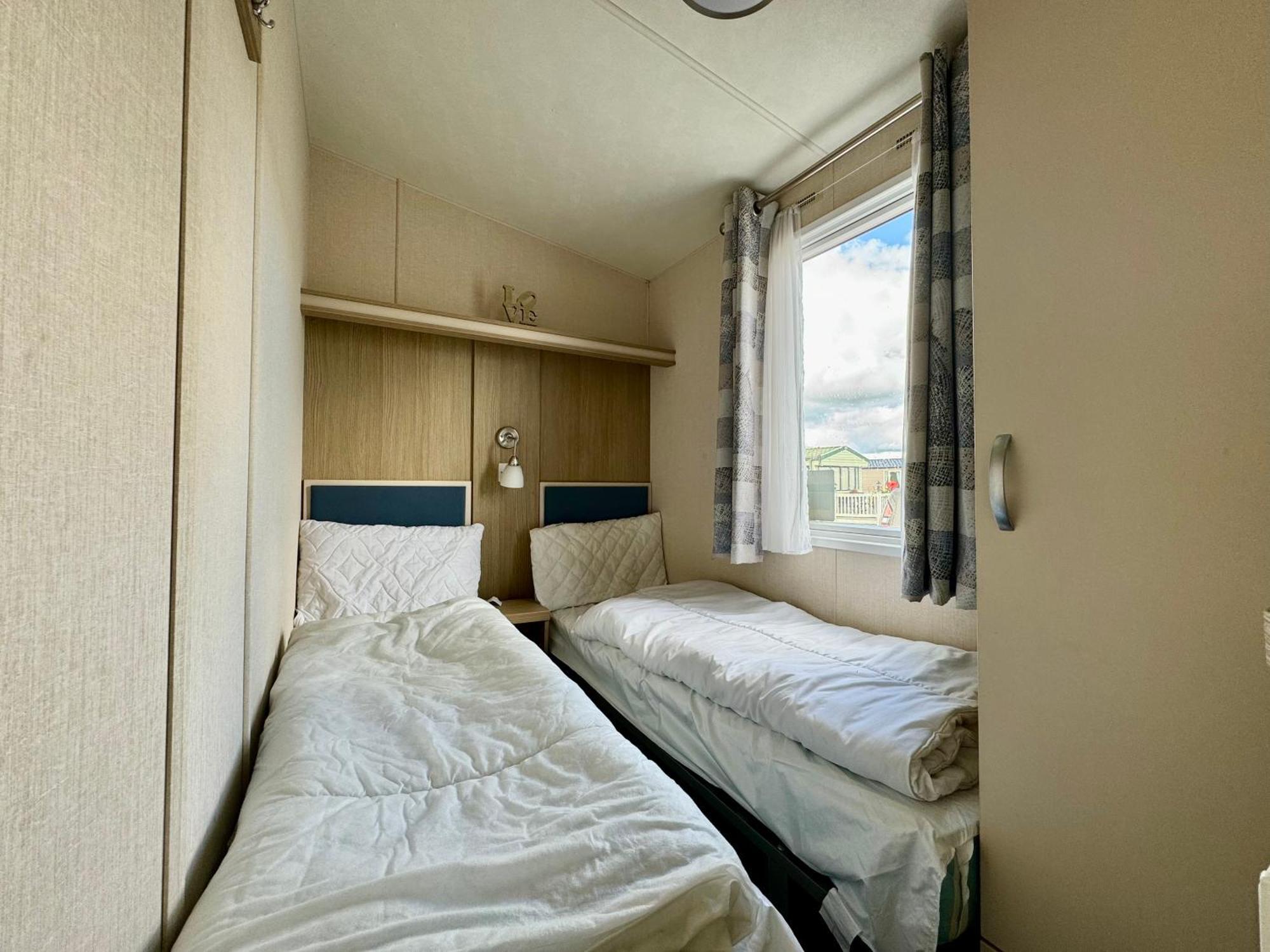 New Sea View Platinum Caravan With Huge Decking Newcastle Upon Tyne Kültér fotó